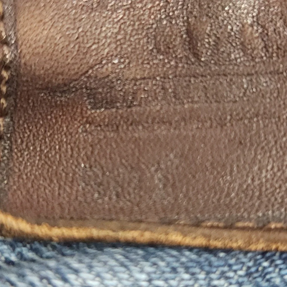 Levi's 501 Jeans Men's 42x32 High Rise Button Fly USA Light Wash‎ Cotton